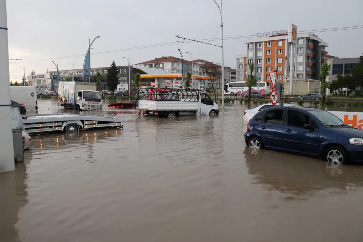 Alt Yapı İhmal Edildi, Şehir Bedelini Ödüyor
