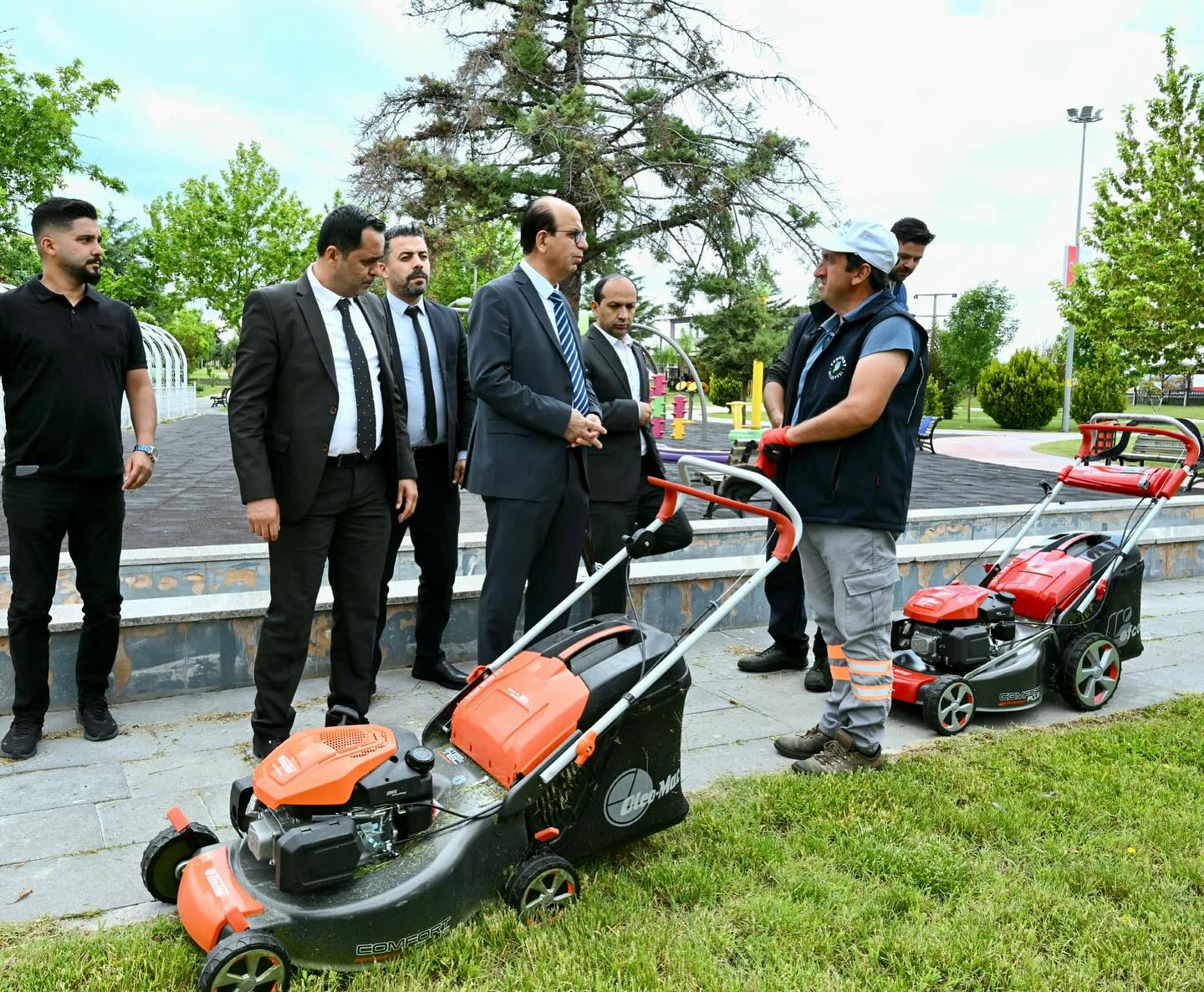 BAŞKAN GEÇİT, BEYLERDERESİ ŞEHİR PARKINDAKİ YENİLEME ÇALIŞMALARINI İNCELEDİ