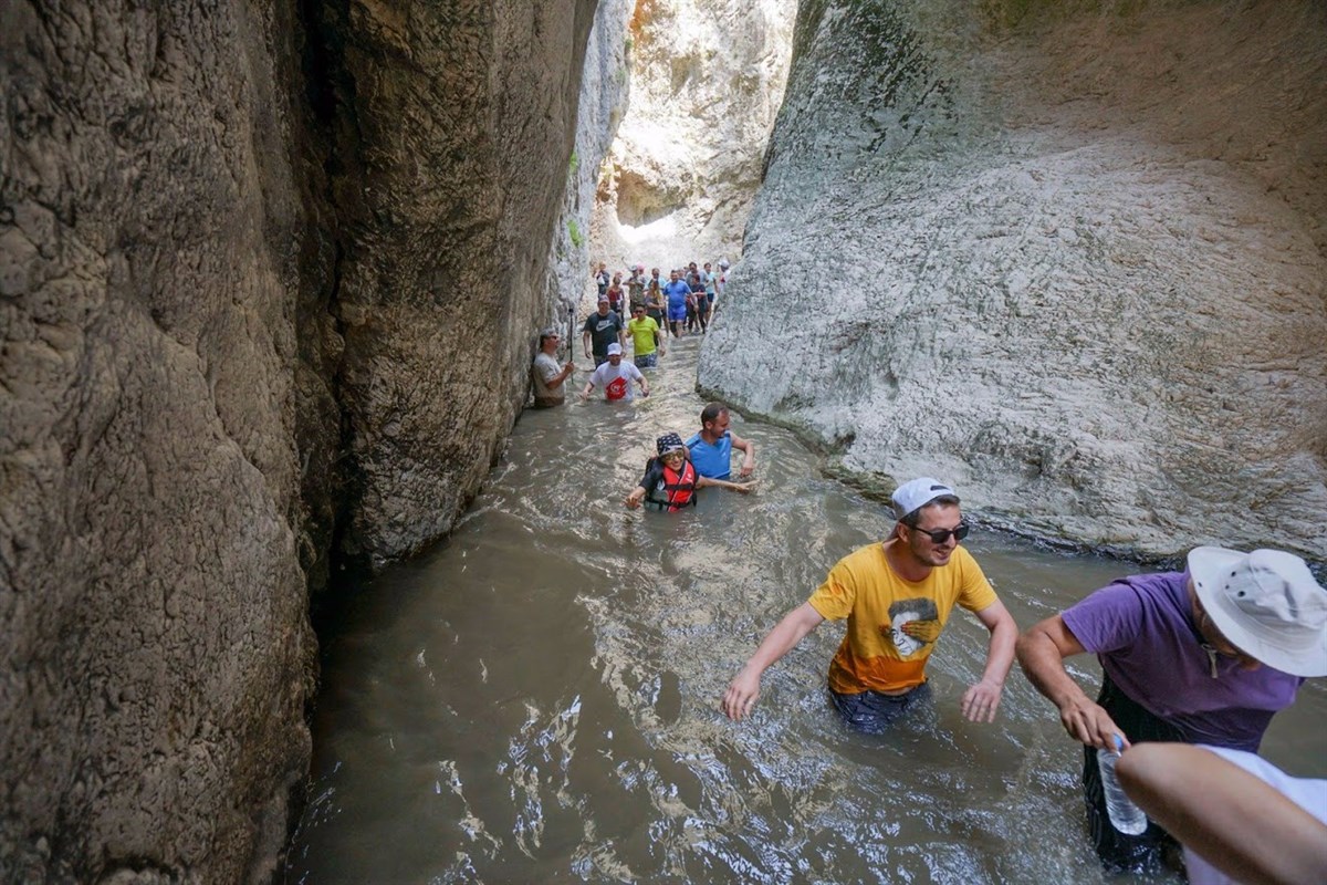 Tokat Reşadiye Zinav Gölü ve Kanyonu