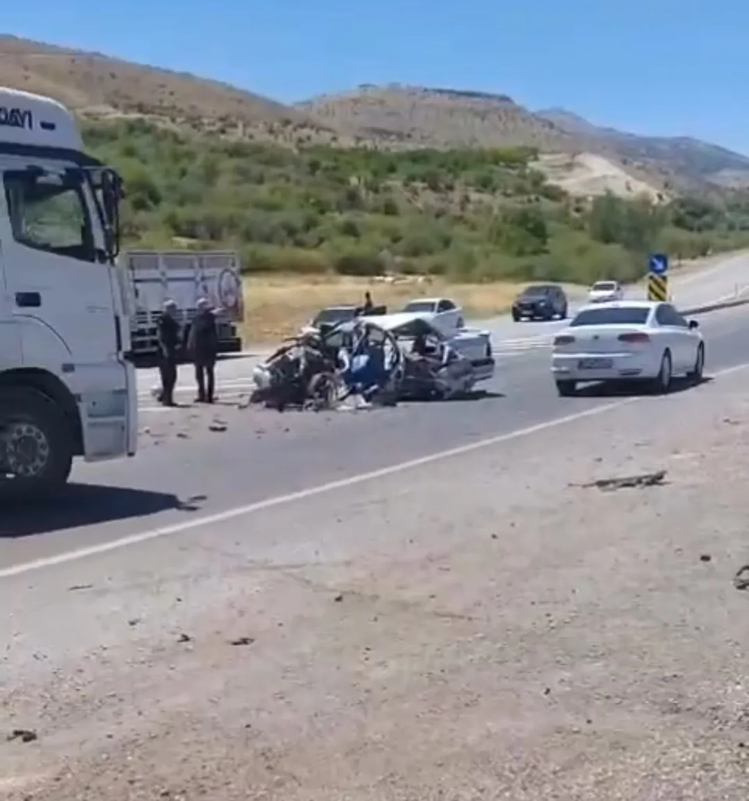 Malatya Akçadağ'da Feci Kaza: 1 Ölü, 2 Yaralı