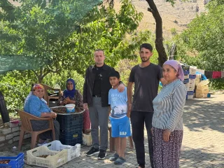 Başkan Karademir Kocaözü'nde : "Çiftçimizin Yanındayız"